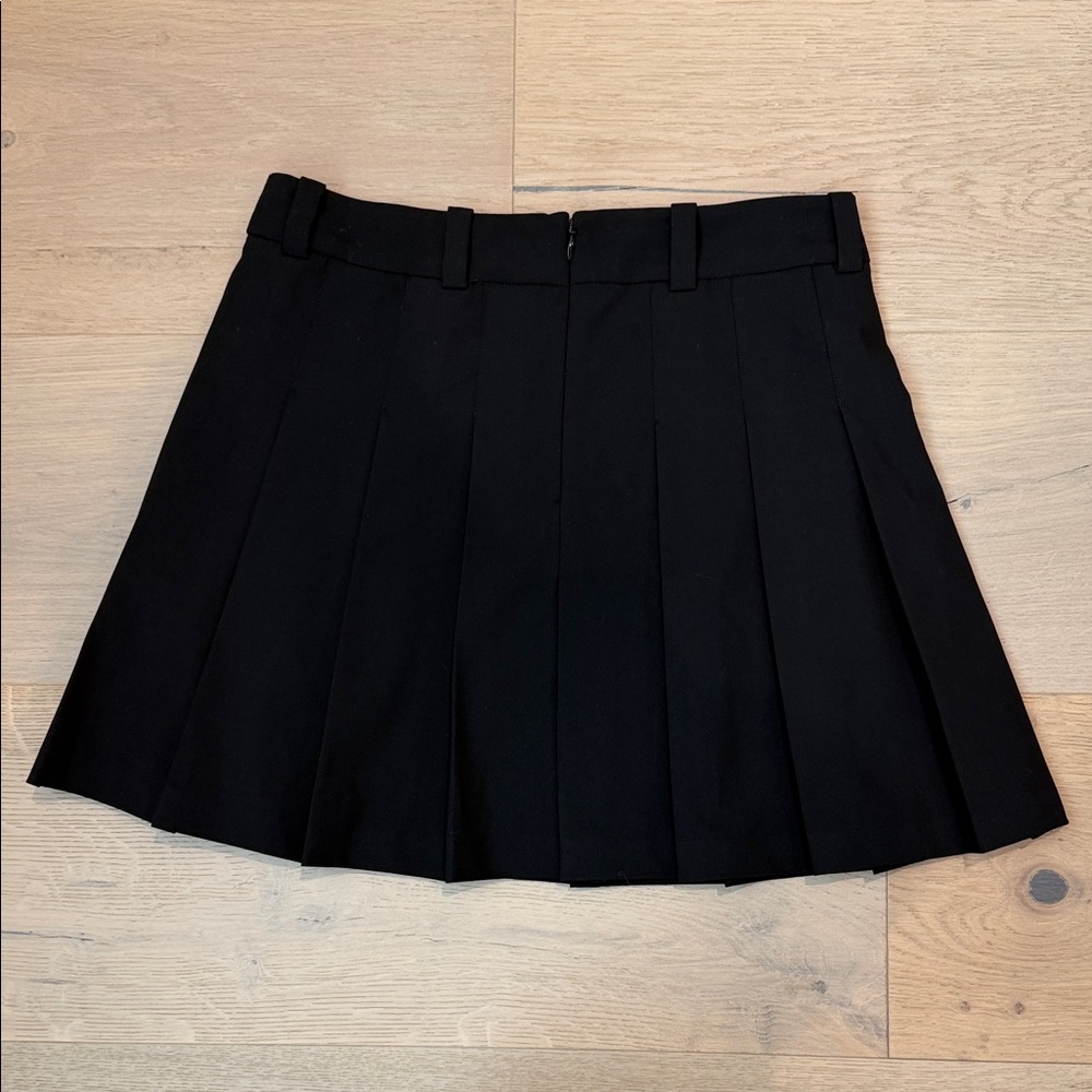 Aritzia Black Pleated Skirt - Picture 3 of 3